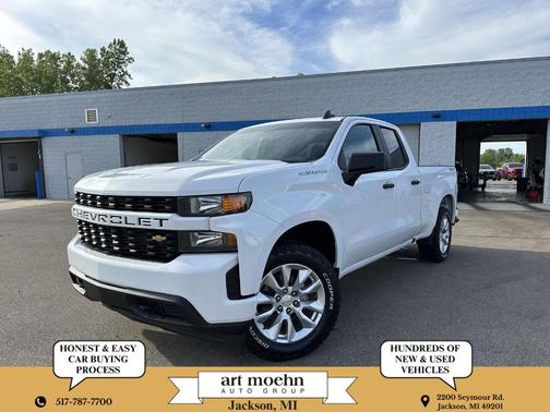 Summit White 2021 Chevrolet Silverado 1500 Custom