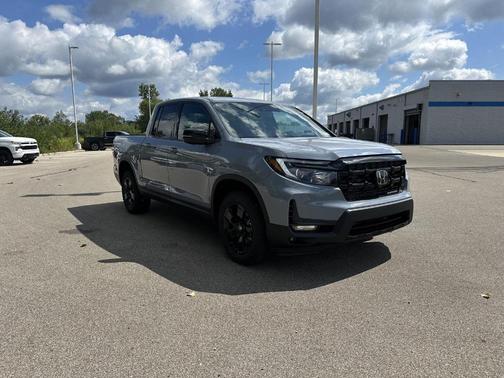 Sonic Gray Pearl 2026 Honda Ridgeline Black Edition