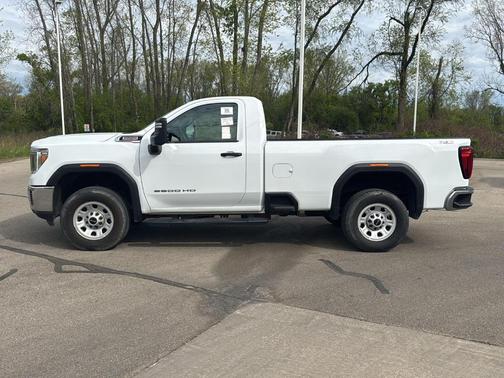 Summit White 2022 GMC Sierra 2500 Pro
