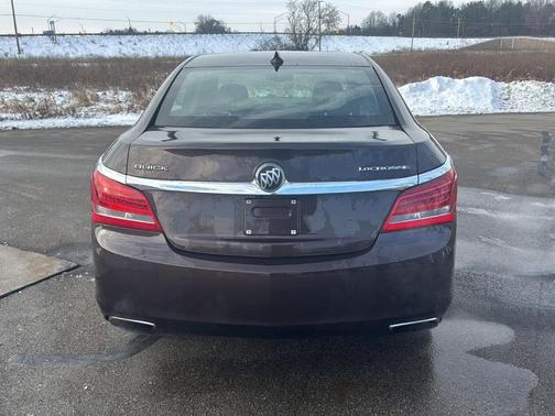 2016 Buick LaCrosse Base
