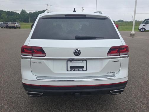 Opal White Pearl Effect 2023 Volkswagen Atlas 3.6L SEL