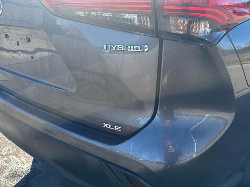 2020 Toyota Highlander Hybrid XLE