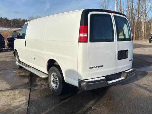 2023 GMC Savana 2500 Work Van