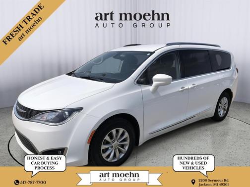 2018 Chrysler Pacifica Touring-L