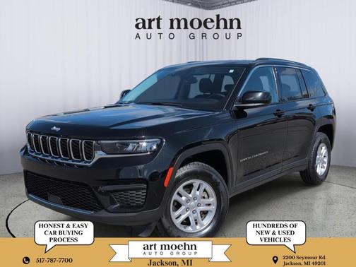 Diamond Black 2023 Jeep Grand Cherokee Laredo