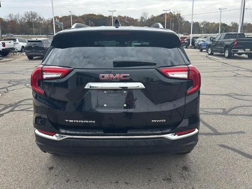 2022 GMC Terrain SLT