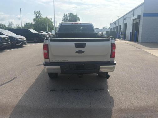 Silver Birch Metallic 2008 Chevrolet Silverado 2500 LT1 H/D Crew Cab