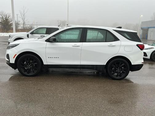 2023 Chevrolet Equinox LS