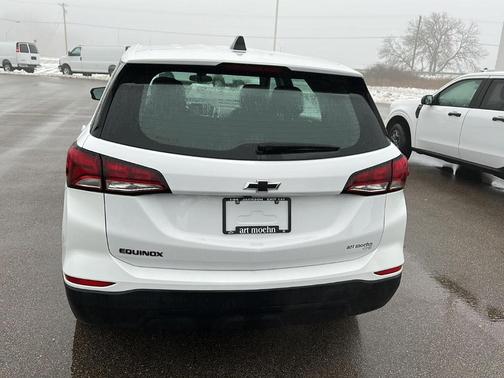 2023 Chevrolet Equinox LS