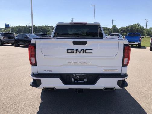 2022 GMC Sierra 1500 Limited Elevation