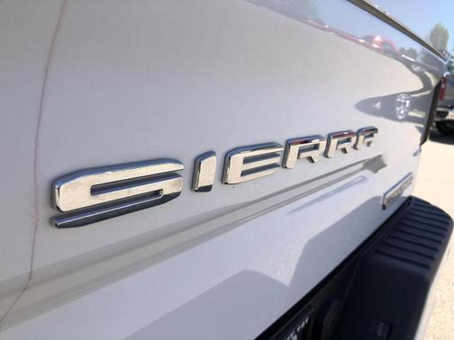 2022 GMC Sierra 1500 Limited Elevation