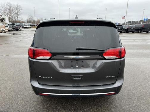 2019 Chrysler Pacifica Limited