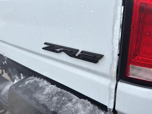 2025 Chevrolet Silverado 2500 ZR2