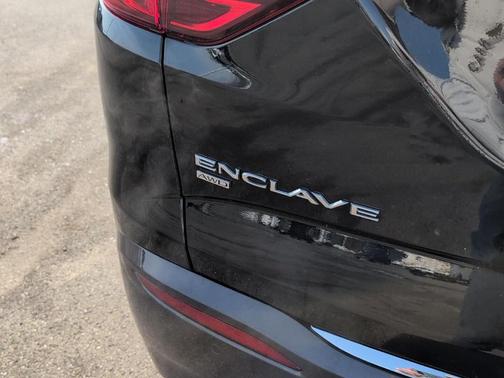 2024 Buick Enclave Essence