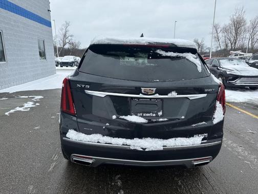 2023 Cadillac XT5 Premium Luxury