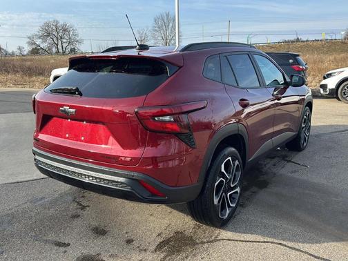 Crimson Metallic 2024 Chevrolet Trax 2RS
