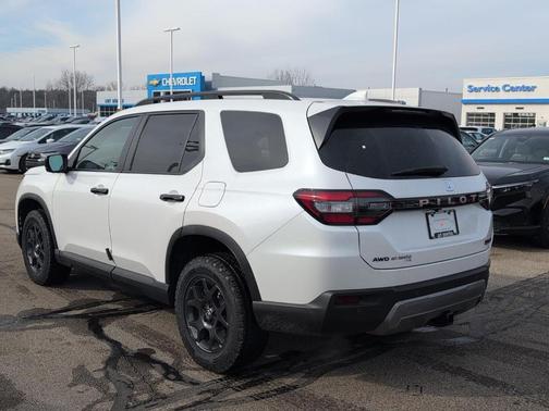 2026 Honda Pilot TrailSport