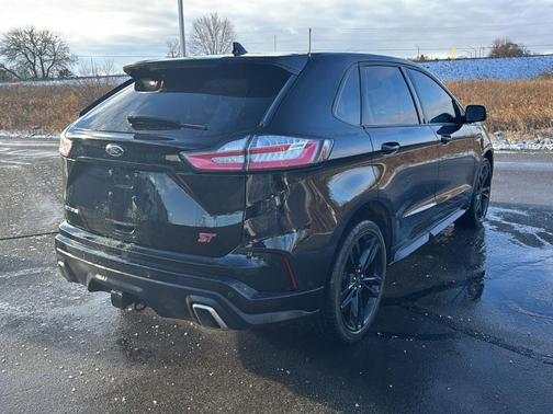 2020 Ford Edge ST
