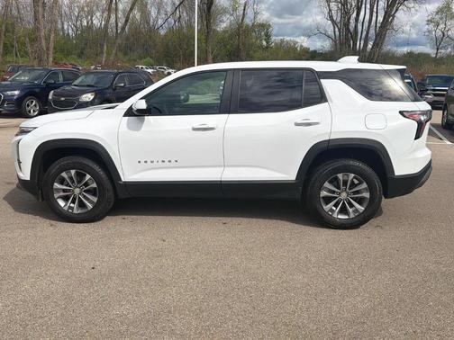 Summit White 2025 Chevrolet Equinox LT