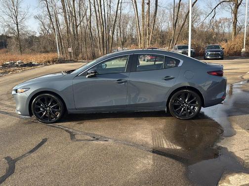 2025 Mazda Mazda3 2.5 S Carbon Edition