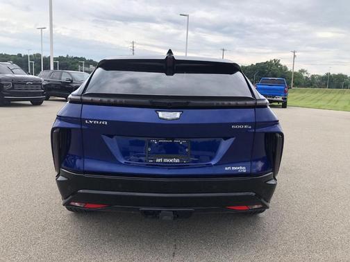 2025 Cadillac LYRIQ Sport