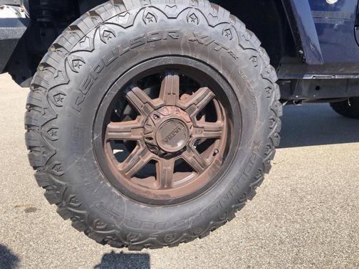 2013 Jeep Wrangler Unlimited Freedom Edition