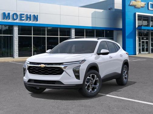 Summit White 2026 Chevrolet Trax LT