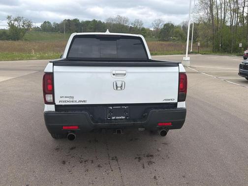 Platinum White Pearl 2022 Honda Ridgeline RTL