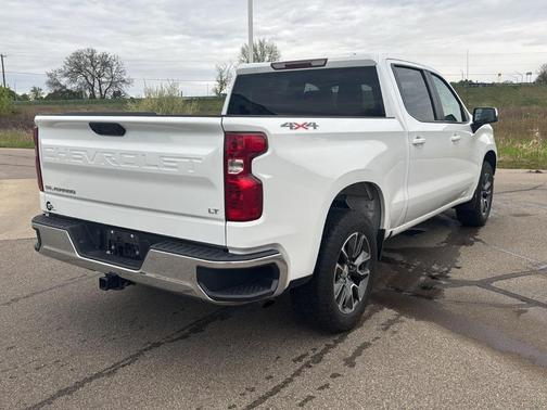 Summit White 2023 Chevrolet Silverado 1500 LT