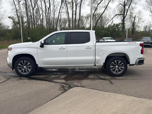 Summit White 2023 Chevrolet Silverado 1500 LT