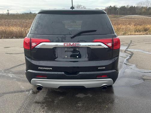 2018 GMC Acadia SLE-1