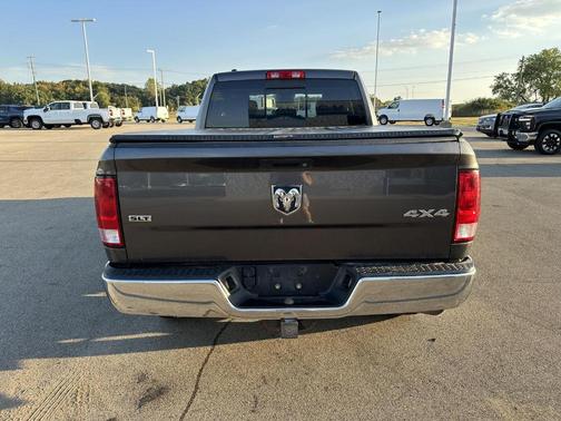 2017 RAM 1500 SLT