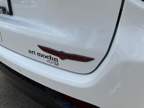 Bright White Clearcoat 2025 Jeep Compass Trailhawk