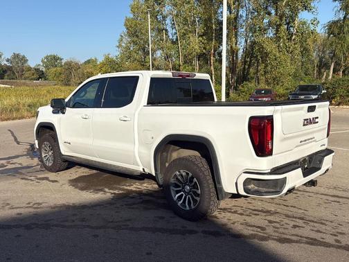 2022 GMC Sierra 1500 AT4