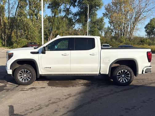 2022 GMC Sierra 1500 AT4