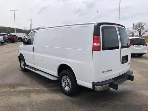 2023 GMC Savana 2500 Work Van