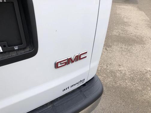 2023 GMC Savana 2500 Work Van