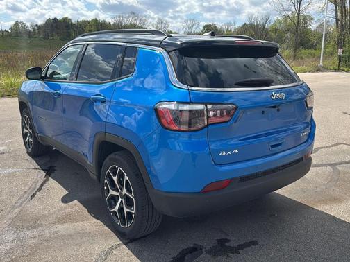 Hydro Blue Pearlcoat 2025 Jeep Compass Limited