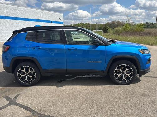 Hydro Blue Pearlcoat 2025 Jeep Compass Limited