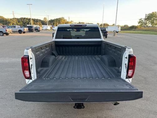 2024 GMC Sierra 2500 Pro
