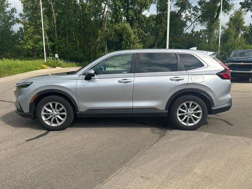 Lunar Silver Metallic 2024 Honda CR-V EX