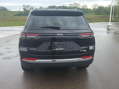 Diamond Black 2022 Jeep Grand Cherokee Limited