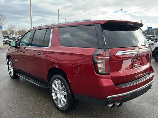 2022 Chevrolet Suburban High Country
