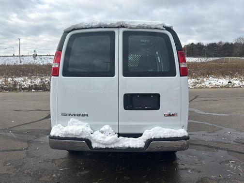 2023 GMC Savana 2500 Work Van