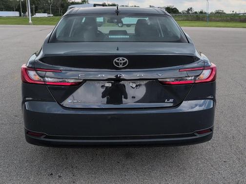 UNDERGROUND 2026 Toyota Camry LE