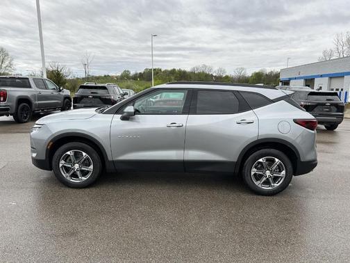 Sterling Gray Metallic 2023 Chevrolet Blazer 2LT