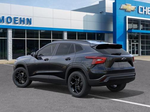 Mosaic Black Metallic 2026 Chevrolet Trax LT