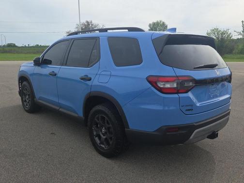 Sky 2024 Honda Pilot TrailSport