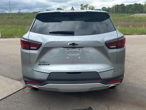 Sterling Gray Metallic 2024 Chevrolet Blazer LT