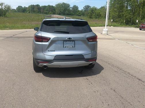 Sterling Gray Metallic 2024 Chevrolet Blazer LT